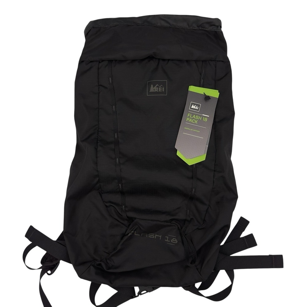 REI Co-op Flash 18 Black Backpack Ultralight Minimalist Daypack New With Tags
